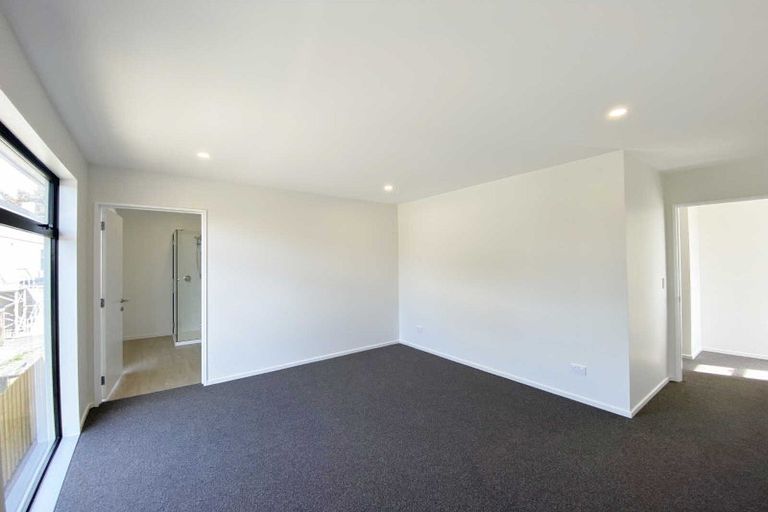 Photo of property in 2/15 Rawhiti Avenue, New Brighton, Christchurch, 8083