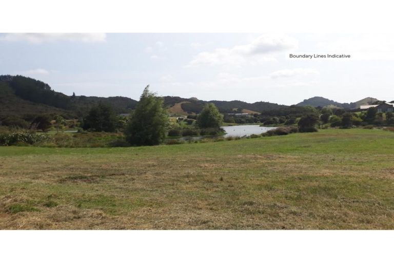 Photo of property in 44 Robert Hastie Drive, Mangawhai, 0573