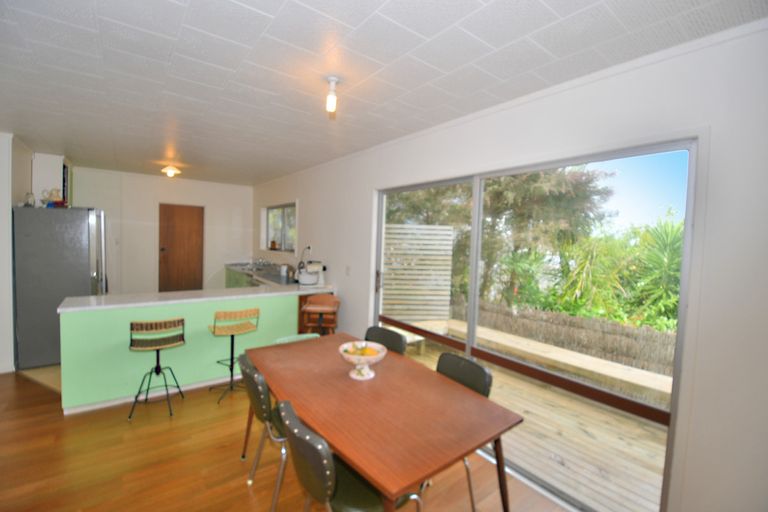 Photo of property in 9 Kendale Drive, Leigh, 0985