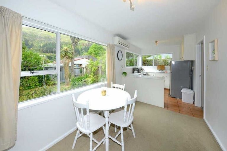Photo of property in 2/123 Wakefield Avenue, Sumner, Christchurch, 8081