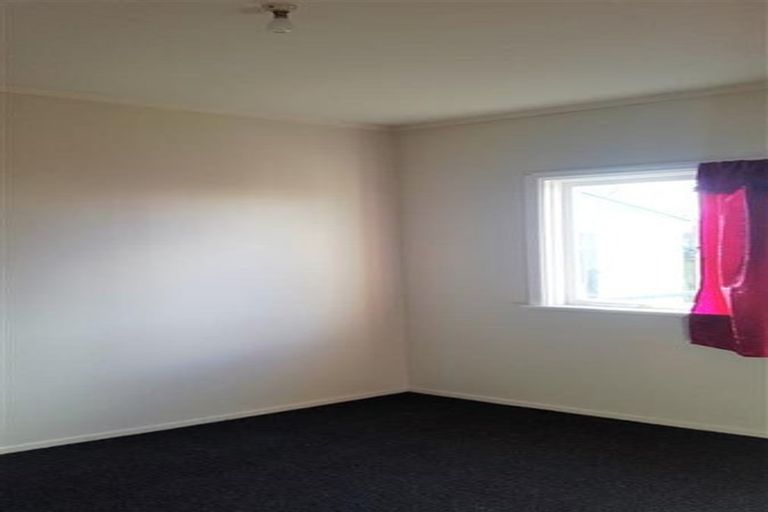 Photo of property in 22 Taka Street, Takanini, 2112