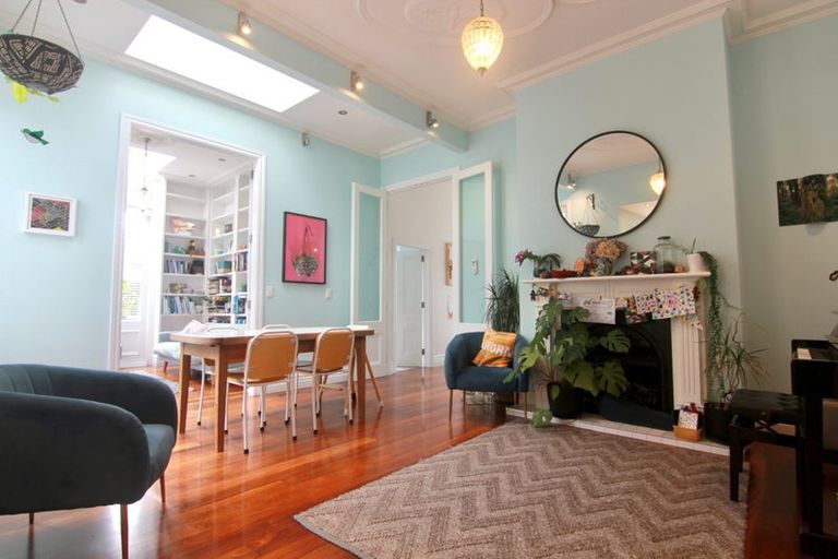 Photo of property in 84a Rintoul Street, Newtown, Wellington, 6021