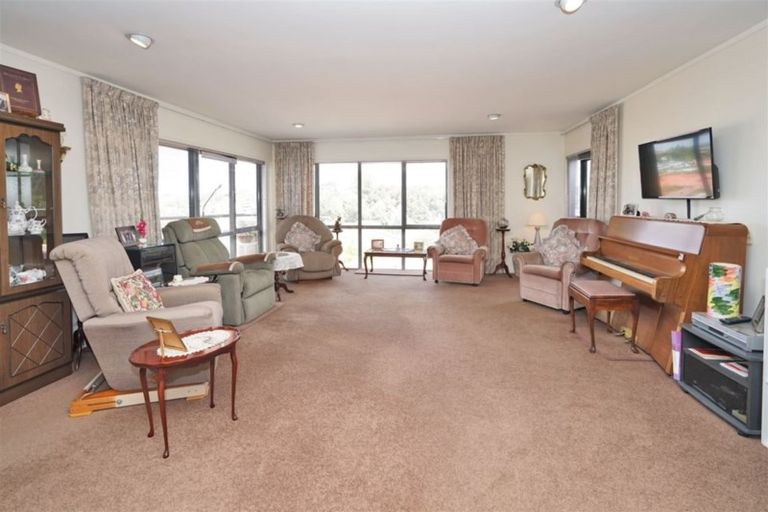 Photo of property in 63 Grosvenor Gardens, Flagstaff, Hamilton, 3210