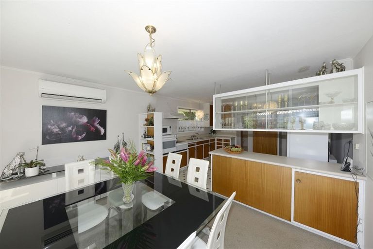 Photo of property in 50 Kent Lodge Avenue, Avonhead, Christchurch, 8042