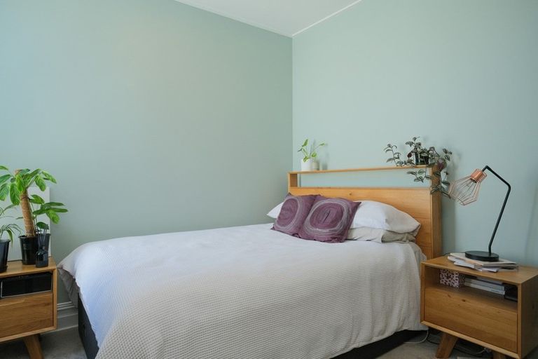 Photo of property in 17 Helena Street, Forbury, Dunedin, 9012