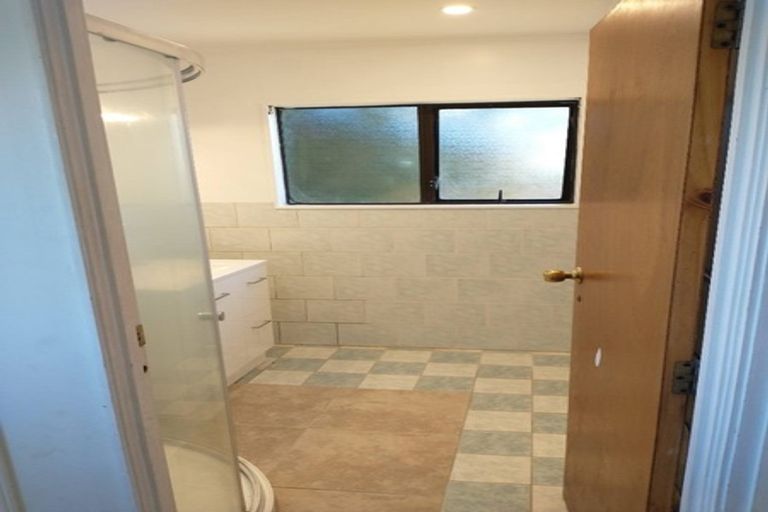 Photo of property in 28a Wedgwood Avenue, Mangere East, Auckland, 2024