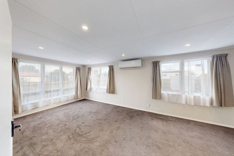 Photo of property in 21 Coventry Street, Highbury, Palmerston North, 4412
