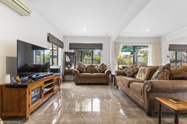 Photo of property in 1/9 Barcroft Place, Clendon Park, Auckland, 2103