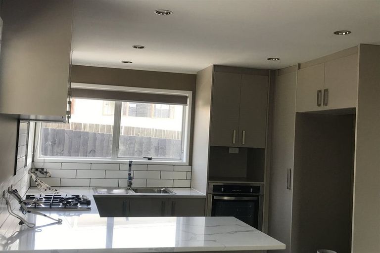 Photo of property in 7 Caringbah Drive, Papatoetoe, Auckland, 2025