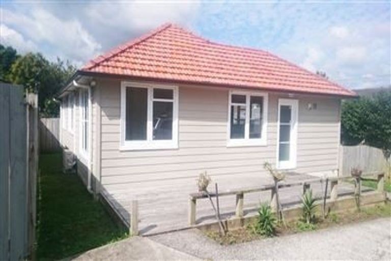 Photo of property in 1a Waitaua Street, Papakura, 2110