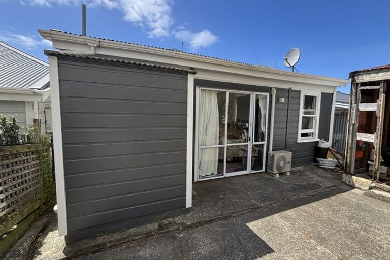 Photo of property in 20 Owen Street, Newtown, Wellington, 6021