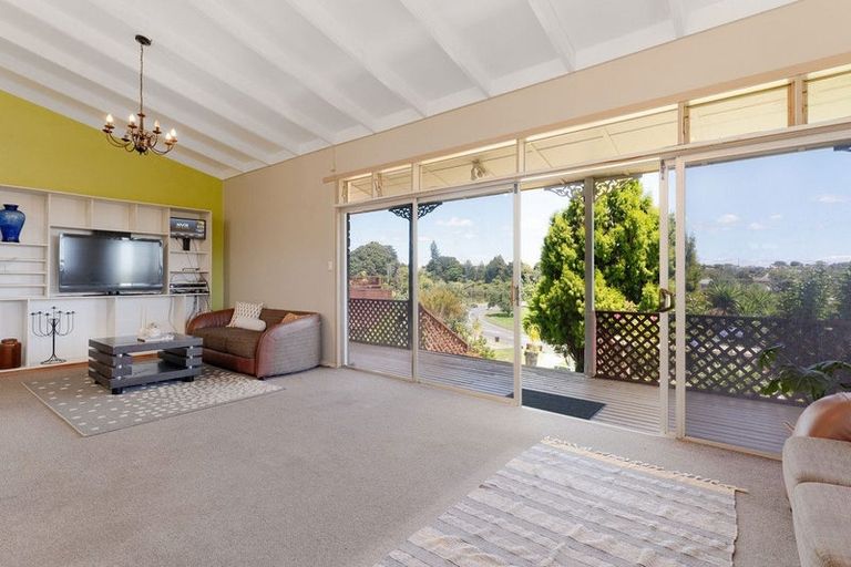 Photo of property in 200 Welcome Bay Road, Welcome Bay, Tauranga, 3112