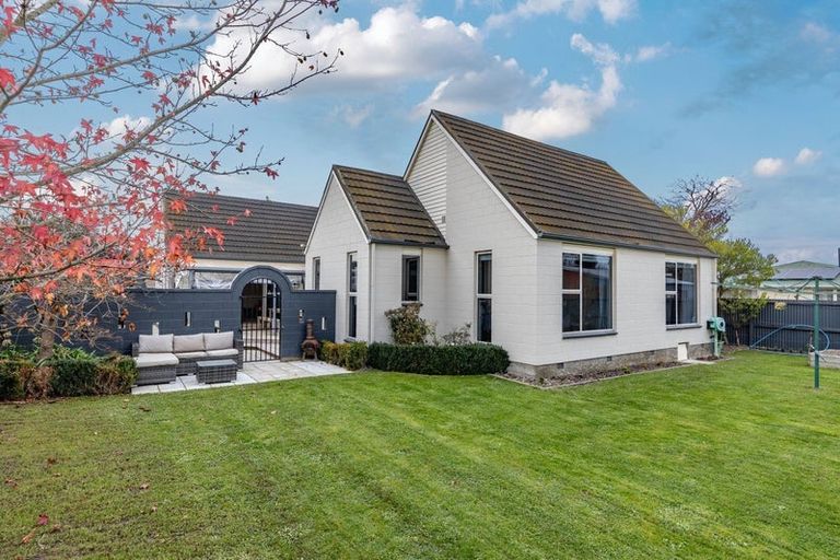 Photo of property in 10 Geddis Street, Rangiora, 7400