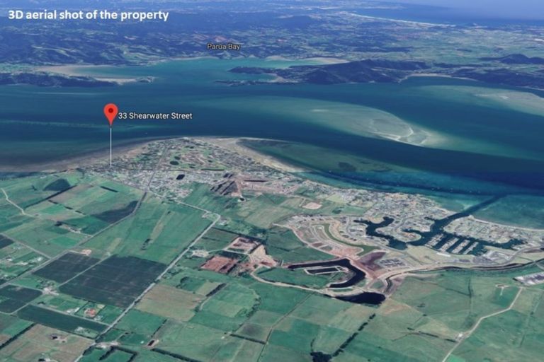 Photo of property in 33 Shearwater Street, One Tree Point, 0118