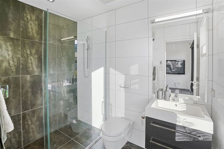 Photo of property in 17 Chislehurst Place, Bryndwr, Christchurch, 8052