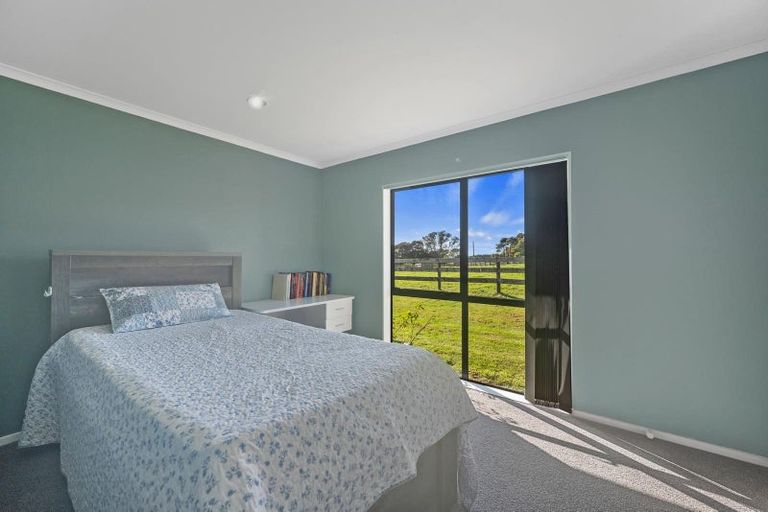 Photo of property in 118 Cottle Road, Taupaki, Henderson, 0782