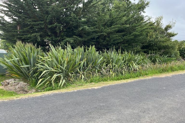 Photo of property in 1 Pitt Street, Waitati, 9085