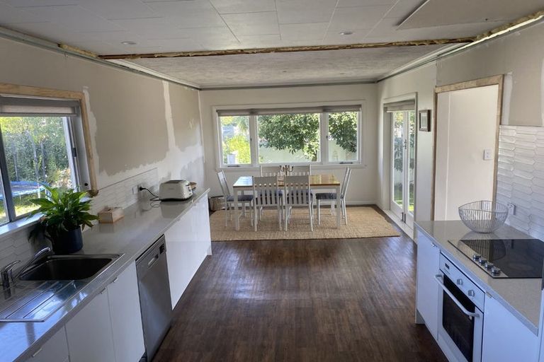 Photo of property in 1 Chester Place, Taradale, Napier, 4112