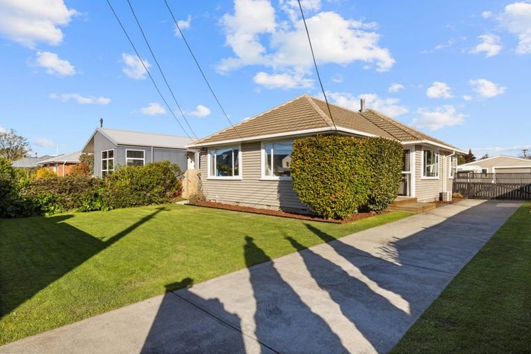 Photo of property in 72 Birchfield Avenue, Dallington, Christchurch, 8061