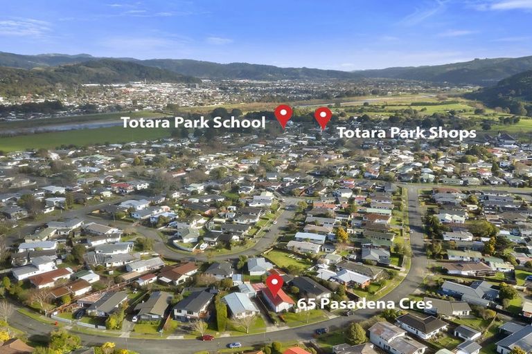 Photo of property in 65 Pasadena Crescent, Totara Park, Upper Hutt, 5018