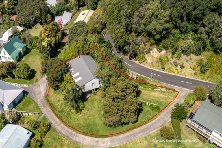 Photo of property in 325 Onemana Drive, Onemana, Whangamata, 3691