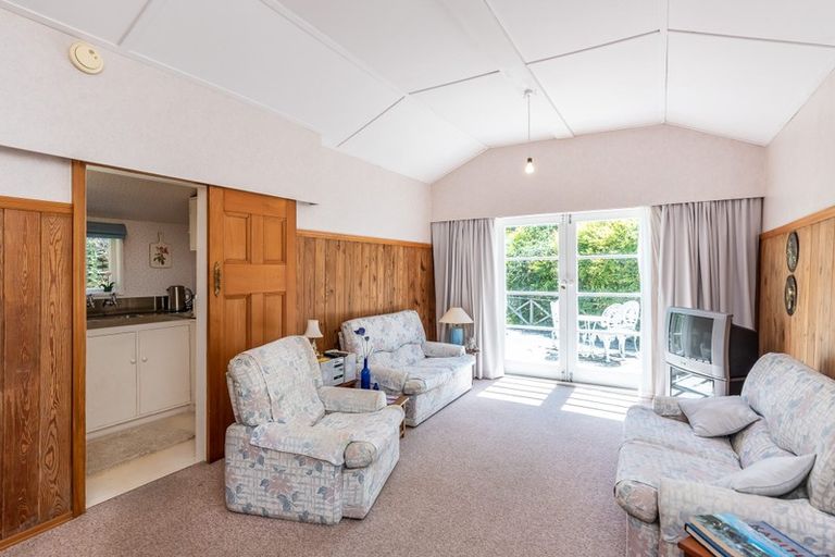 Photo of property in 12 Arawa Street, Raumati Beach, Paraparaumu, 5032