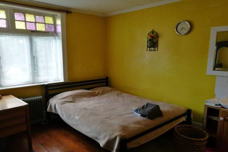 Photo of property in 20 Lyndhurst Street, Takaro, Palmerston North, 4412