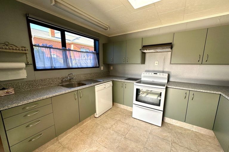 Photo of property in 22 Essex Street, Balclutha, 9230