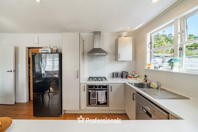 Photo of property in 23 Kereru Grove, Stokes Valley, Lower Hutt, 5019