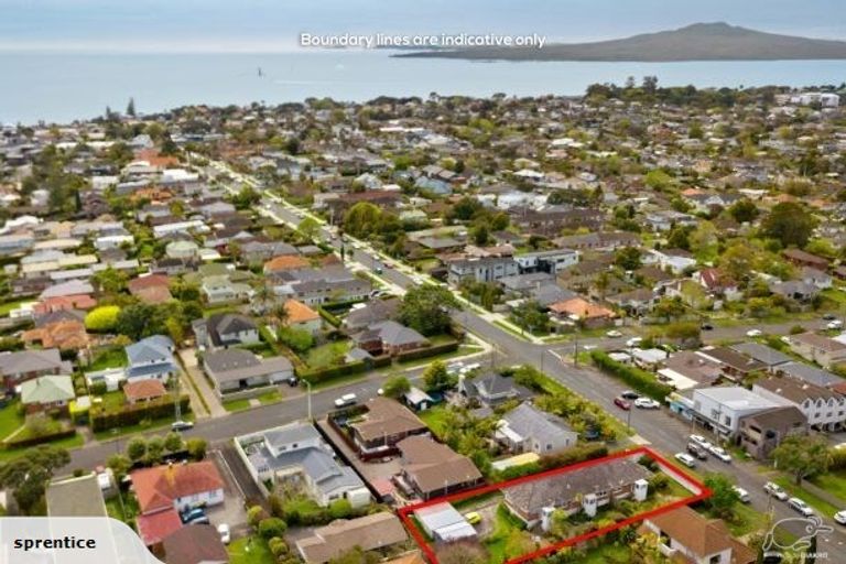 Photo of property in 1/51 Jutland Road, Hauraki, Auckland, 0622