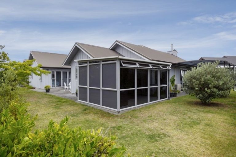 Photo of property in 19 The Circle, Nukuhau, Taupo, 3330