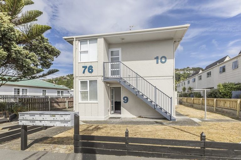 Photo of property in 9/76 Freyberg Street, Lyall Bay, Wellington, 6022
