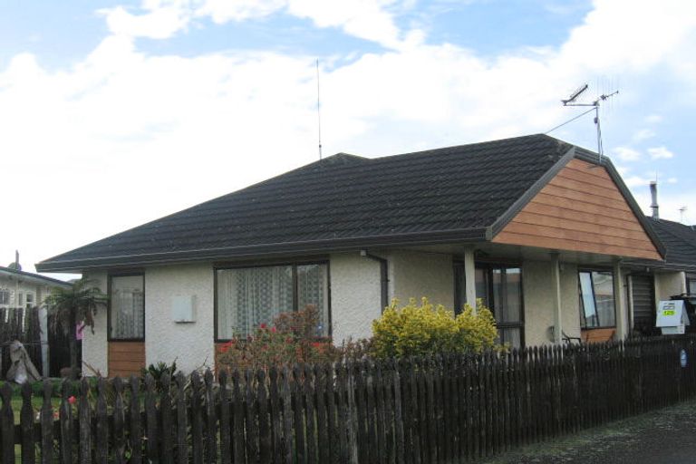 Photo of property in 125-127 Auckland Road, Greenmeadows, Napier, 4112