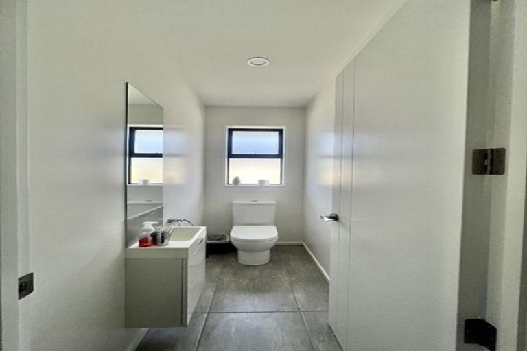 Photo of property in 34 Four Peaks Drive, Wigram, Christchurch, 8025