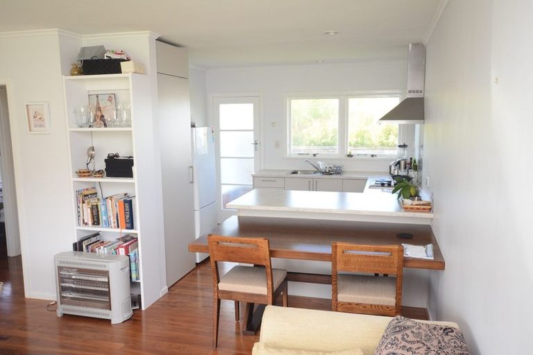 Photo of property in 4/13 Creamer Avenue, Belmont, Auckland, 0622