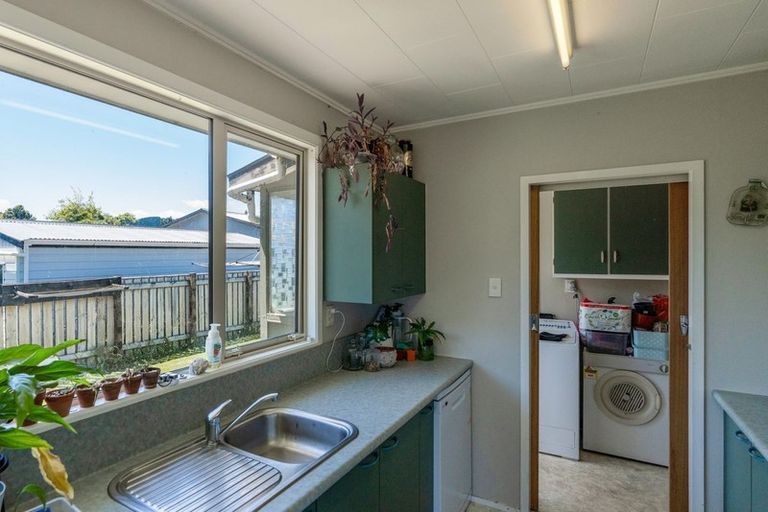 Photo of property in 2a Elder Grove, Paraparaumu, 5032
