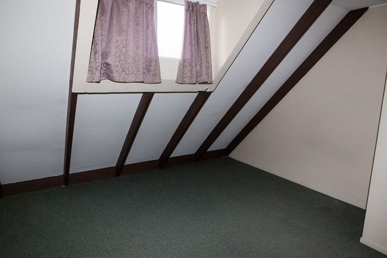 Photo of property in 3/31 Mana Avenue, Titahi Bay, Porirua, 5022