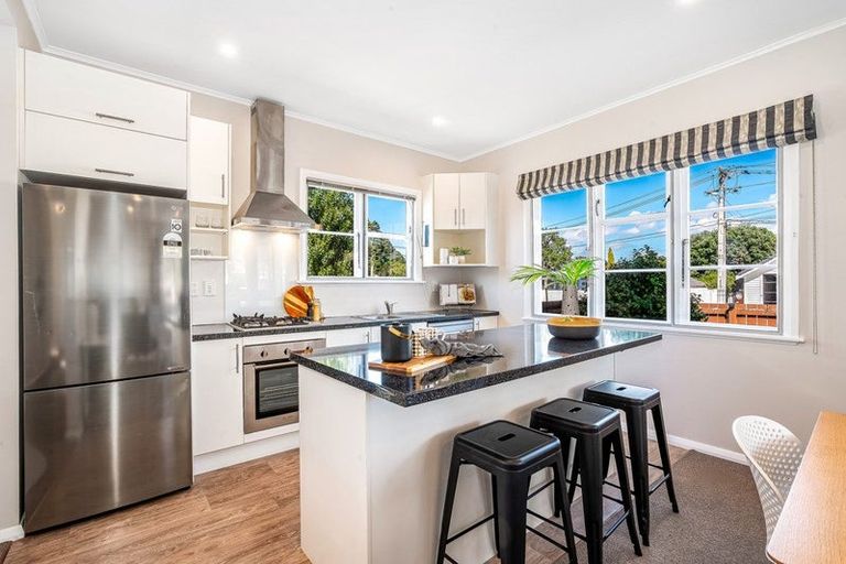 Photo of property in 2 Taita Drive, Boulcott, Lower Hutt, 5011