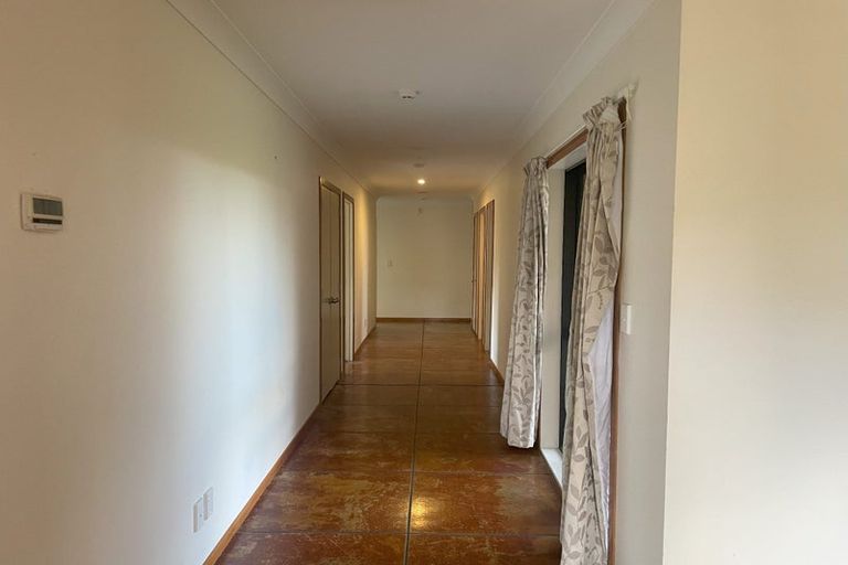 Photo of property in 70 Kirton Drive, Riverstone Terraces, Upper Hutt, 5018