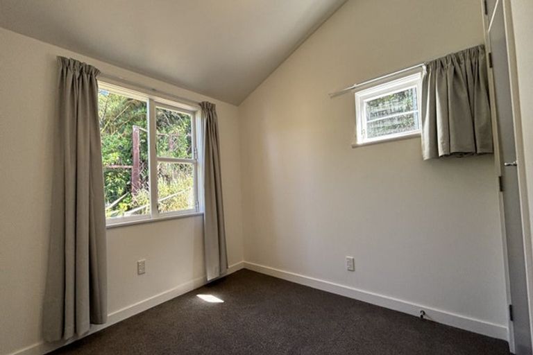 Photo of property in 18 Muri Road, Pukerua Bay, 5026