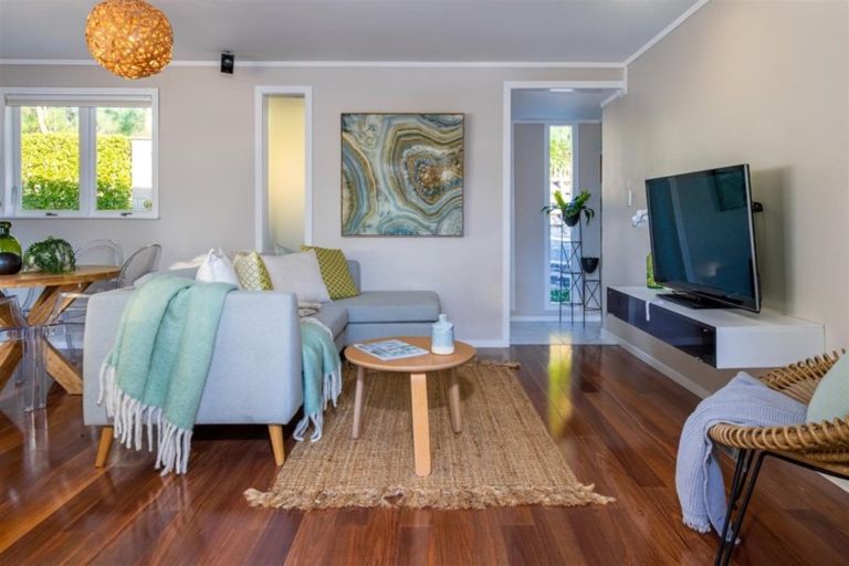 Photo of property in 206 Upper Harbour Drive, Greenhithe, Auckland, 0632