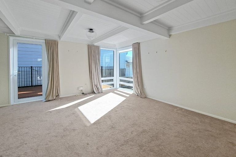 Photo of property in 70d Majoribanks Street, Mount Victoria, Wellington, 6011