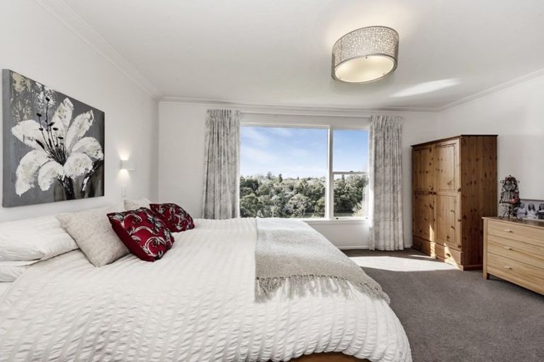 Photo of property in 124 Beerescourt Road, Beerescourt, Hamilton, 3200