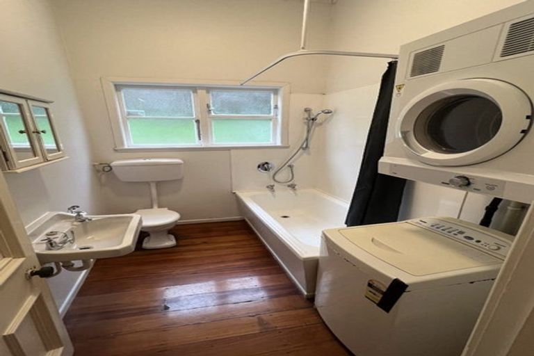 Photo of property in 139 Elizabeth Street, Mount Victoria, Wellington, 6011