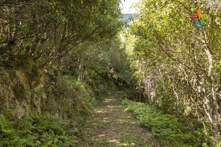 Photo of property in 380 Moores Valley Road, Wainuiomata, 5373