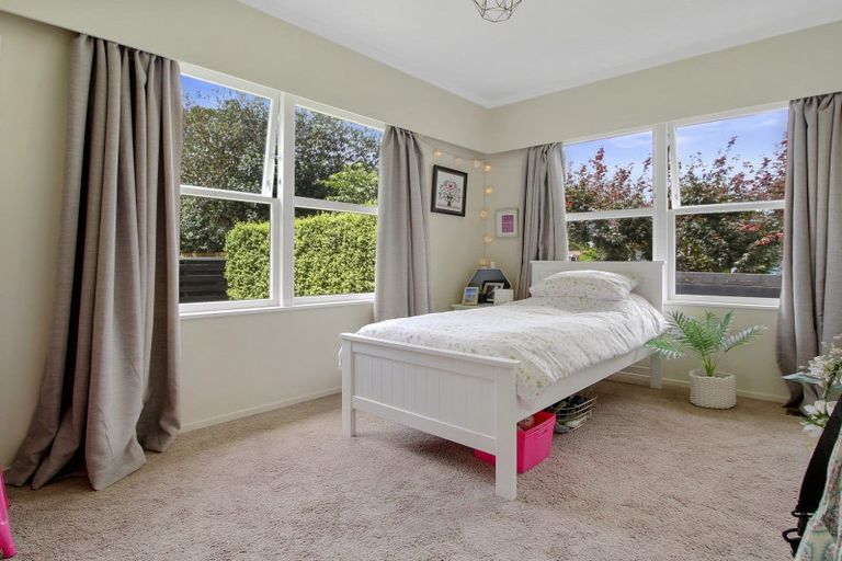 Photo of property in 2 Glen Lynne Avenue, Queenwood, Hamilton, 3210