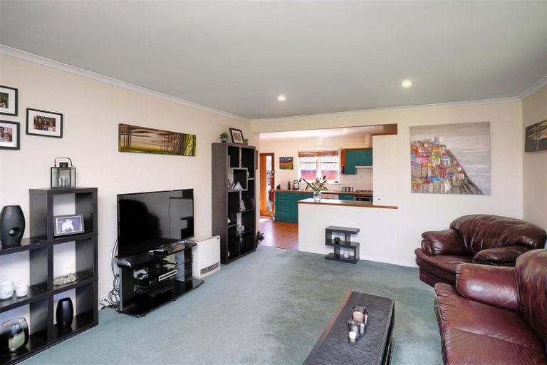Photo of property in 1/48 Glenmore Avenue, Casebrook, Christchurch, 8051