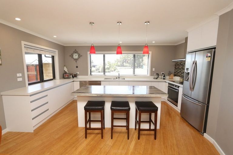 Photo of property in 9 Whiteoak Grove, Tinwald, Ashburton, 7700