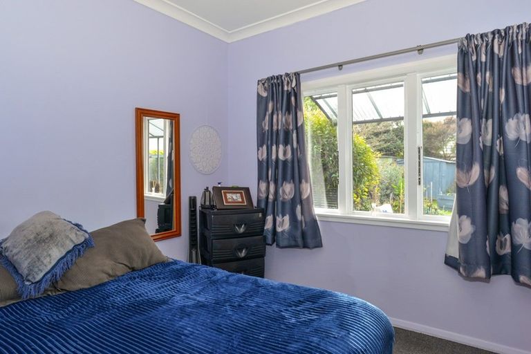 Photo of property in 1012 Heretaunga Street East, Parkvale, Hastings, 4122