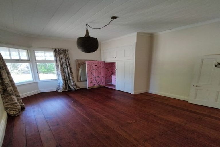 Photo of property in 6 Main Street, Greytown, 5712